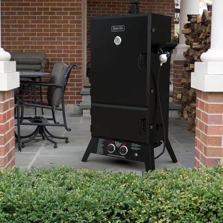 Dyna-Glo 43 inch Wide Body LP Gas Smoker - DGW1904BDP-D thumbnail 4